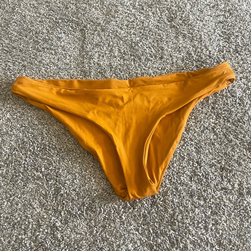 Lspace sandy bottoms